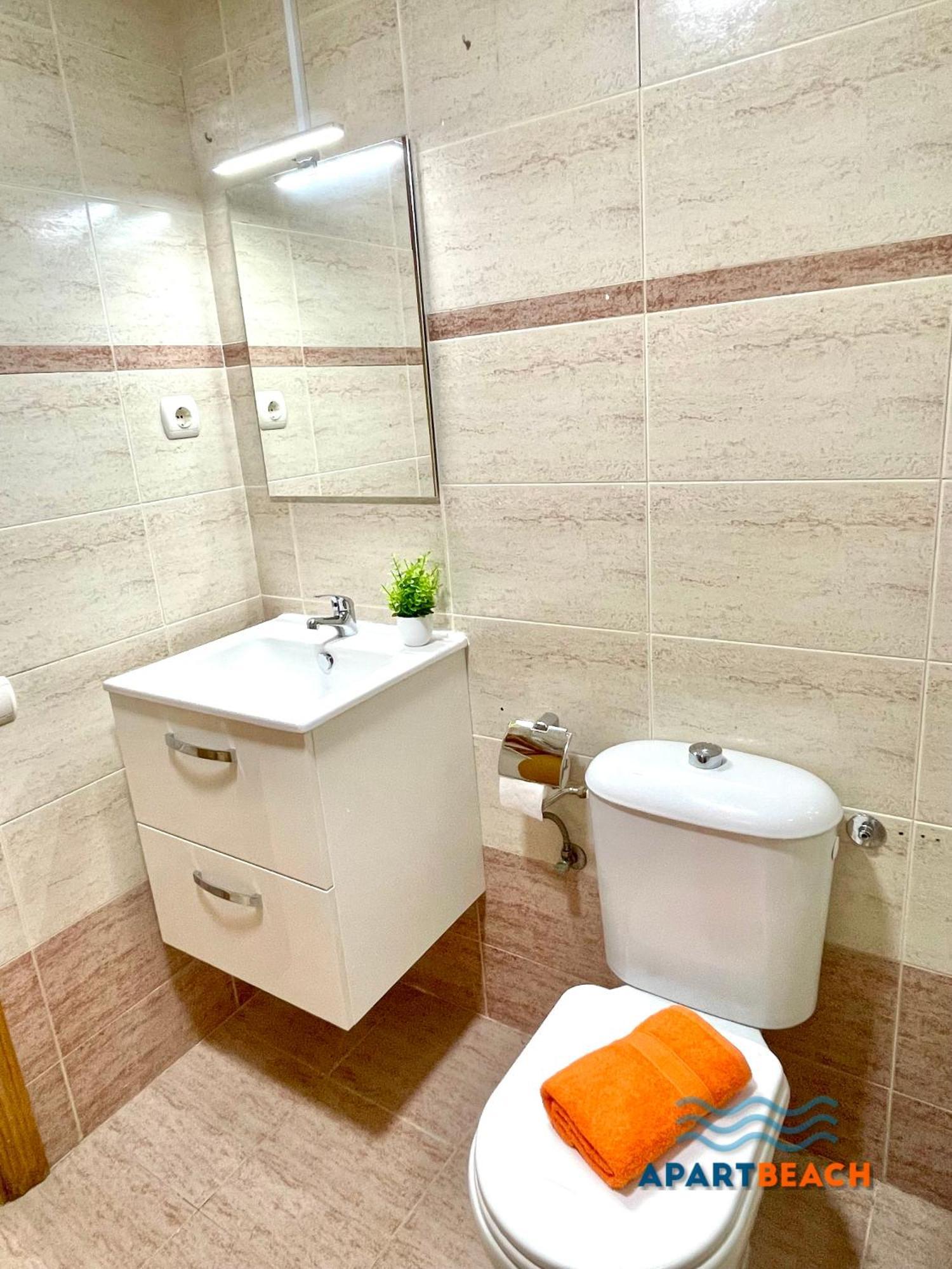 Apartbeach Golden I Muy Luminoso Junto Playa Y Climatizado Salou Eksteriør bilde